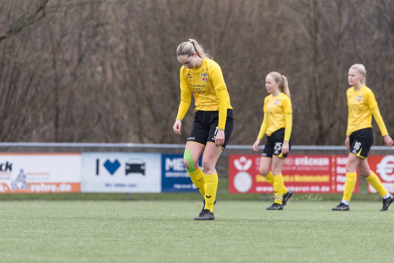 Bild 367 - F SSC Hagen Ahrensburg - SV Frisia Risum-Lindholm : Ergebnis: 1:2